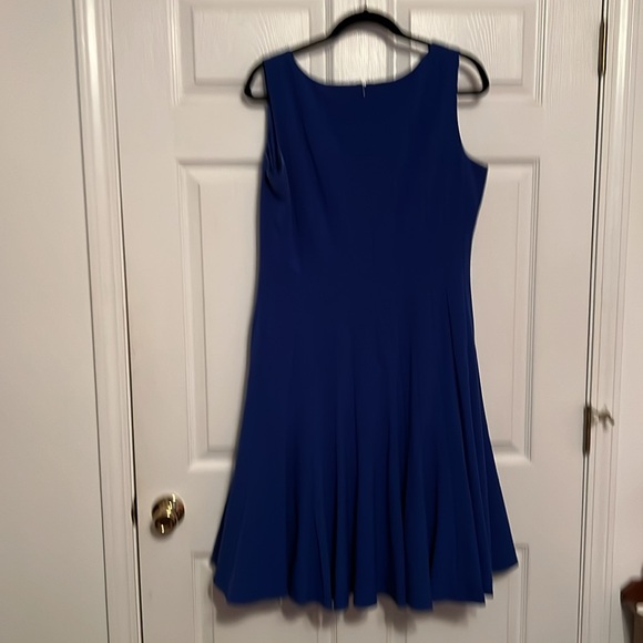 CALVIN KLEIN FULLY LINED DRESS SIZE 12 POLYESTER, RAYON, SPANDEX, DRY CLEAN ONLY - Picture 4 of 5